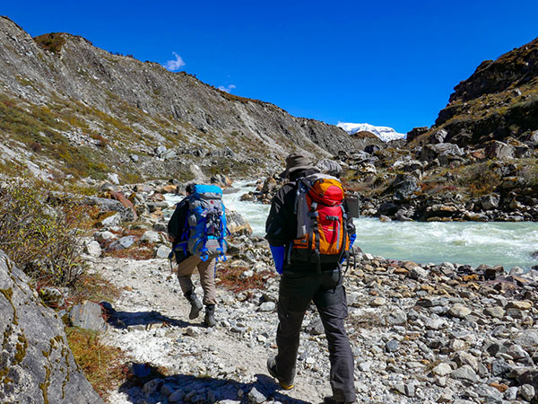 Laya Gasa Trek